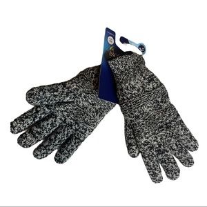Isotoner Women’s Smart Dri Warm Winter Gloves
